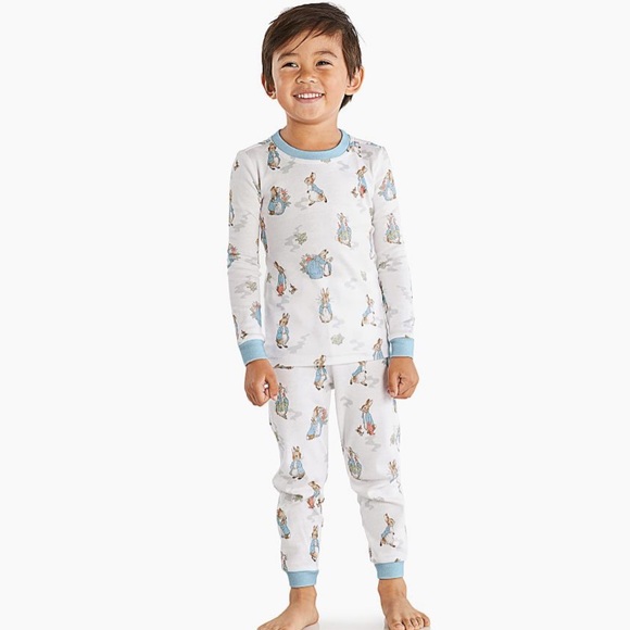 ❤️ Peter Rabbit™ Family Pajama Collection - Picture 1 of 5